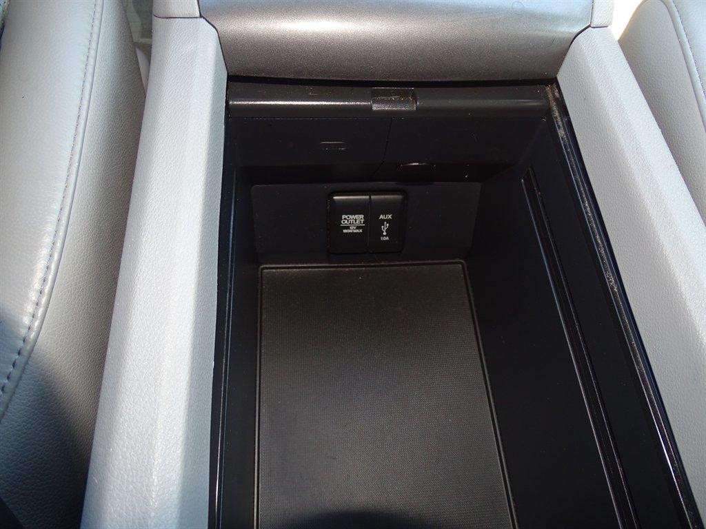 Honda Ridgeline RTL-T 4x4 Crew Cab 5.3' Bed 2017