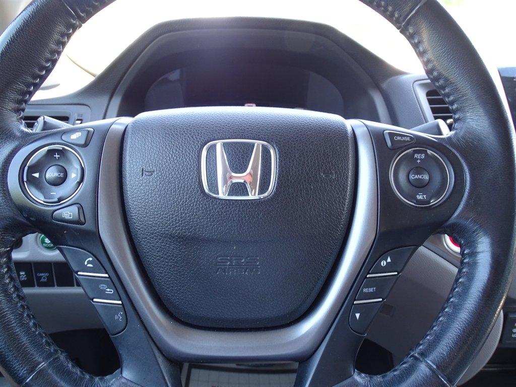 Honda Ridgeline RTL-T 4x4 Crew Cab 5.3' Bed 2017