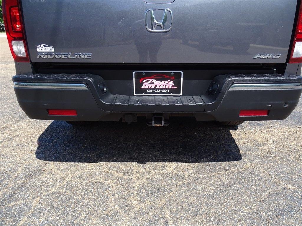 Honda Ridgeline RTL-T 4x4 Crew Cab 5.3' Bed 2017