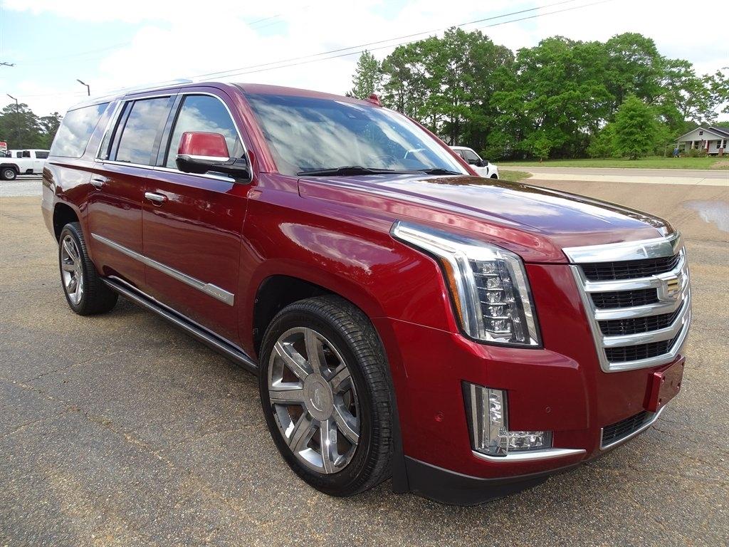 Cadillac Escalade ESV 4WD 4dr Premium Luxury 2017