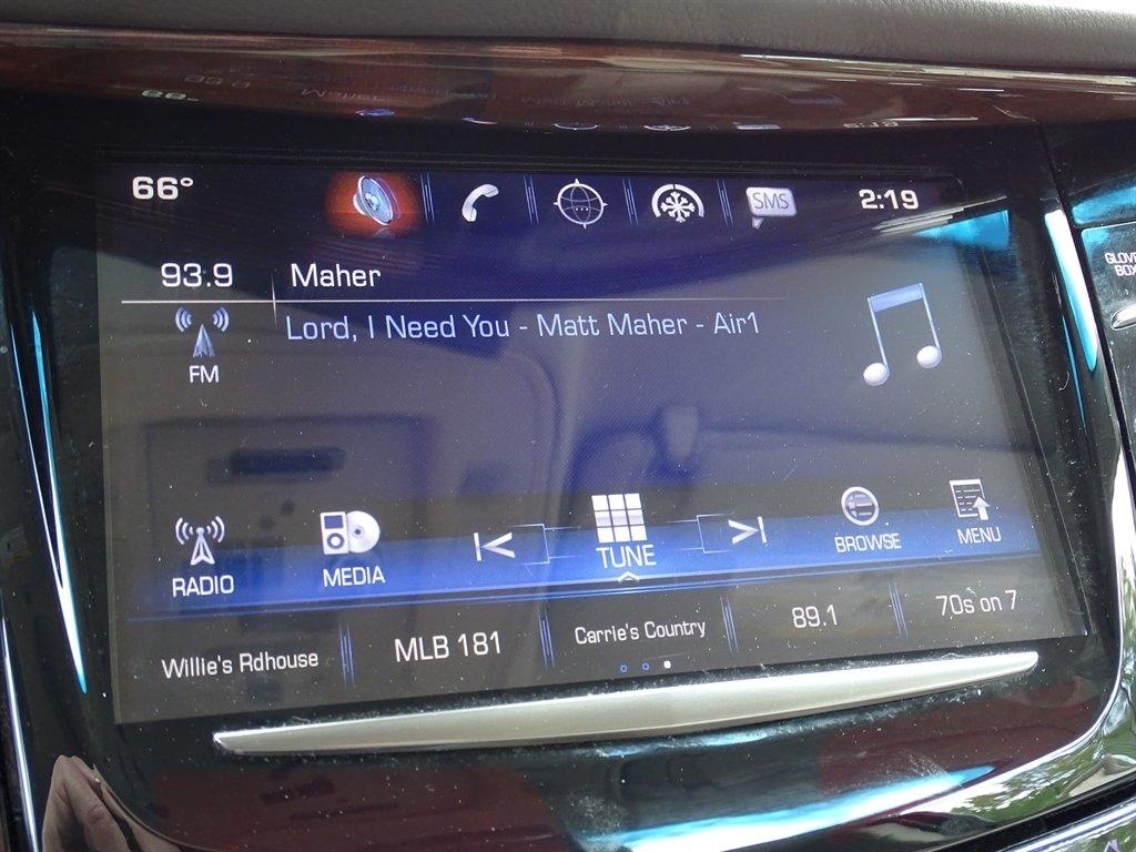 Cadillac Escalade ESV 4WD 4dr Premium Luxury 2017