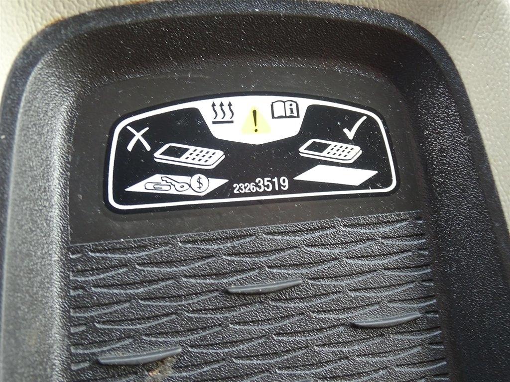 Cadillac Escalade ESV 4WD 4dr Premium Luxury 2017