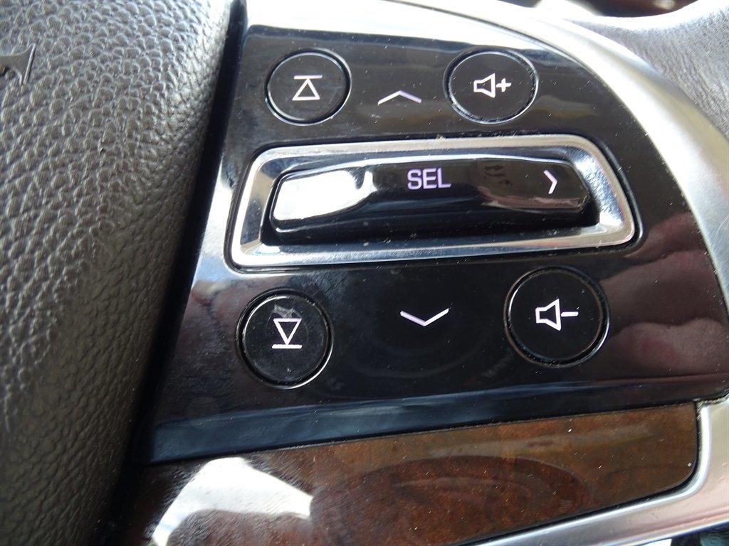 Cadillac Escalade ESV 4WD 4dr Premium Luxury 2017