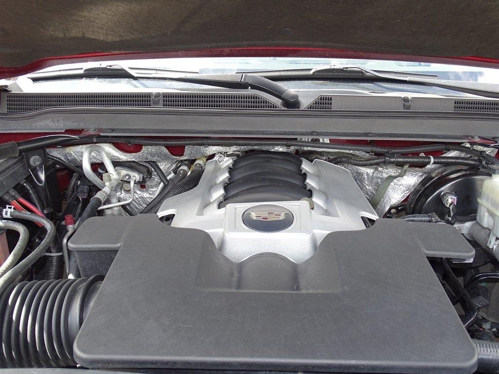 Cadillac Escalade ESV 4WD 4dr Premium Luxury 2017