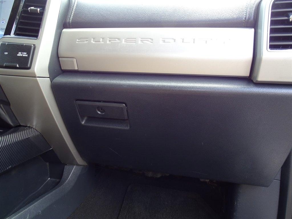 Ford Super Duty F-250 SRW King Ranch 4WD Crew Cab 8' Box 2022