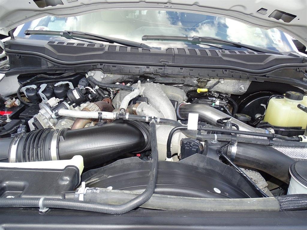 Ford Super Duty F-250 SRW King Ranch 4WD Crew Cab 8' Box 2022