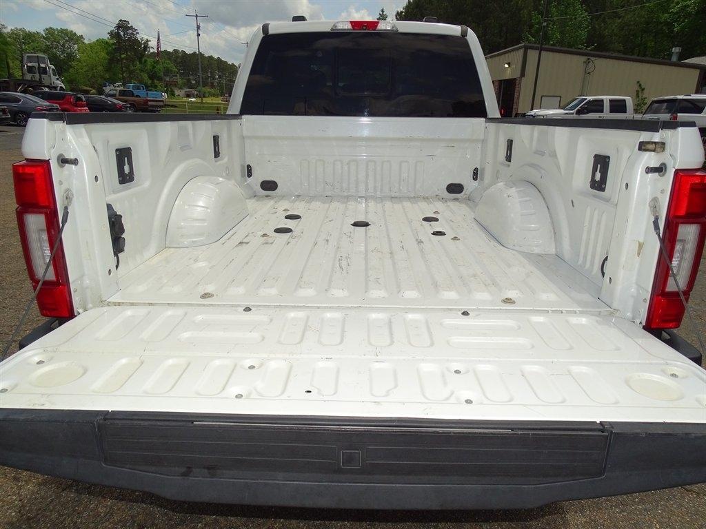 Ford Super Duty F-250 SRW Lariat 4WD Crew Cab 6.75' Box 2022