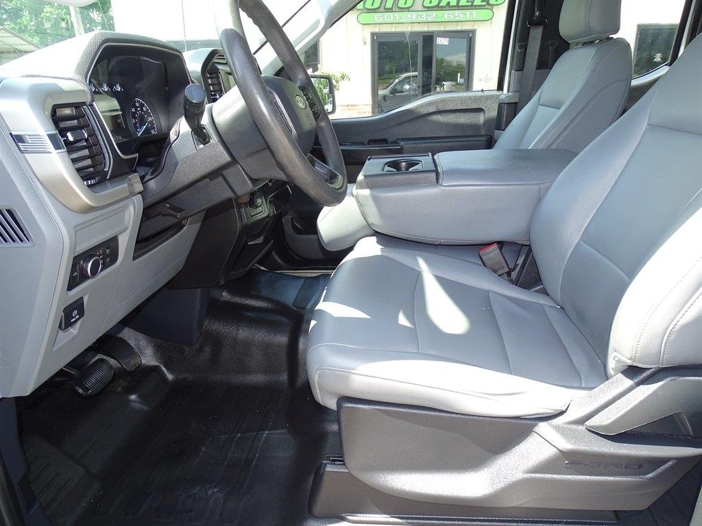 Ford F-150 Lariat 4WD SuperCab 8' Box 2021