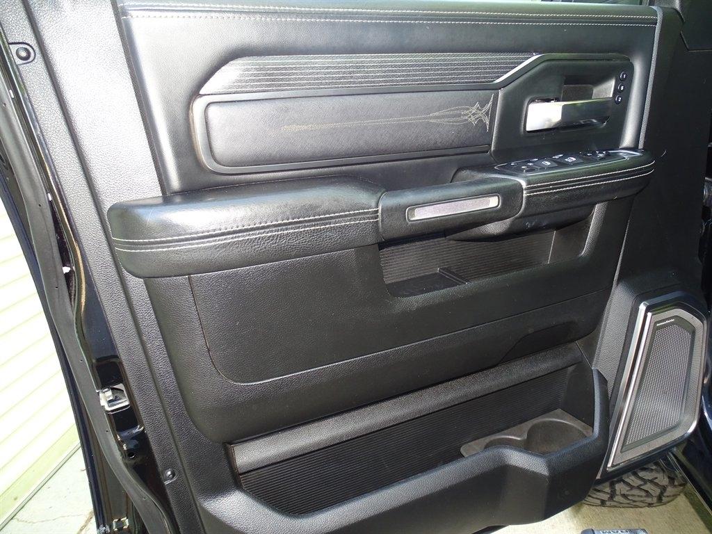 RAM 2500 Limited 4x4 Crew Cab 6'4" Box 2019