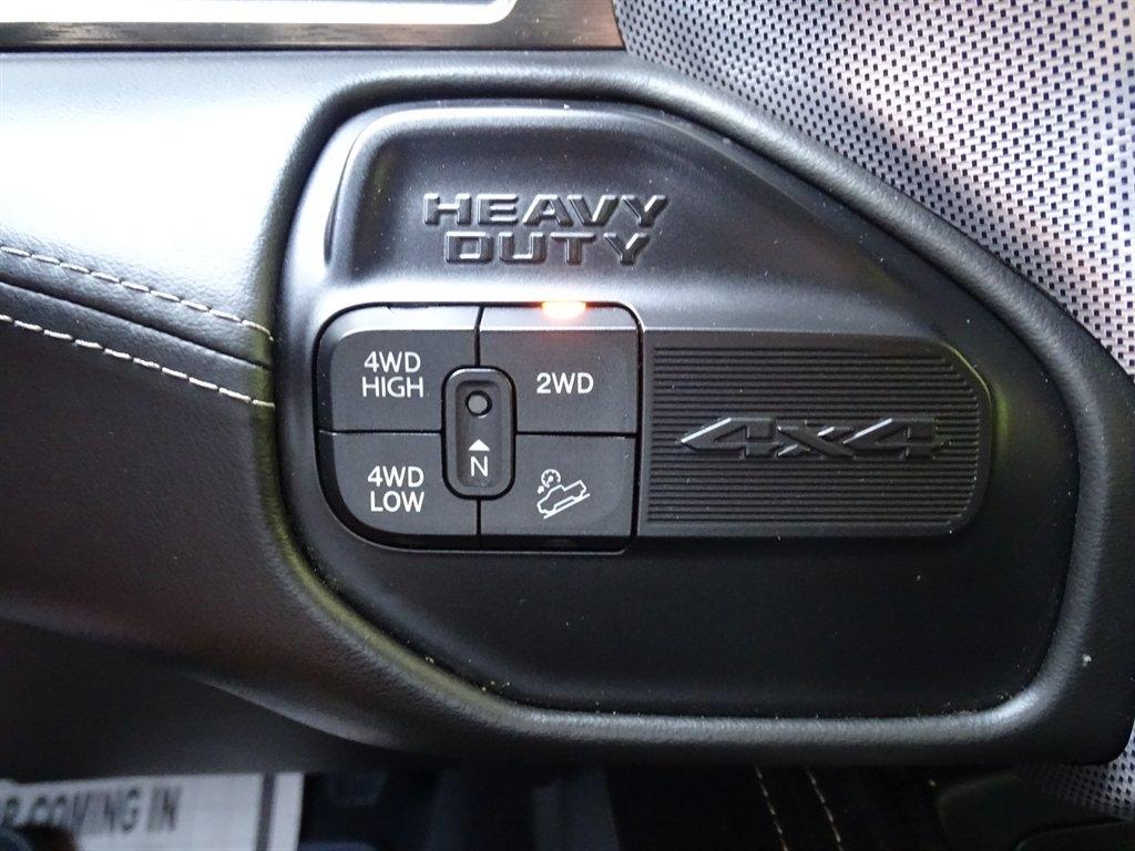 RAM 2500 Limited 4x4 Crew Cab 6'4" Box 2019