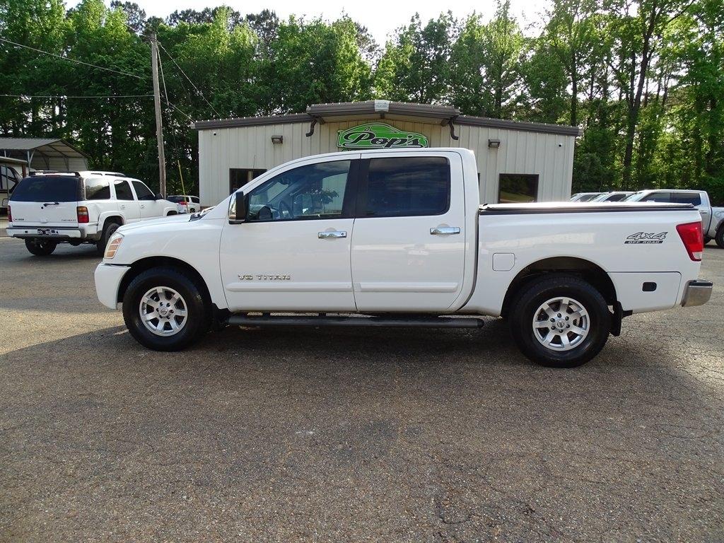 Nissan Titan LE Crew Cab 4WD FFV 2005