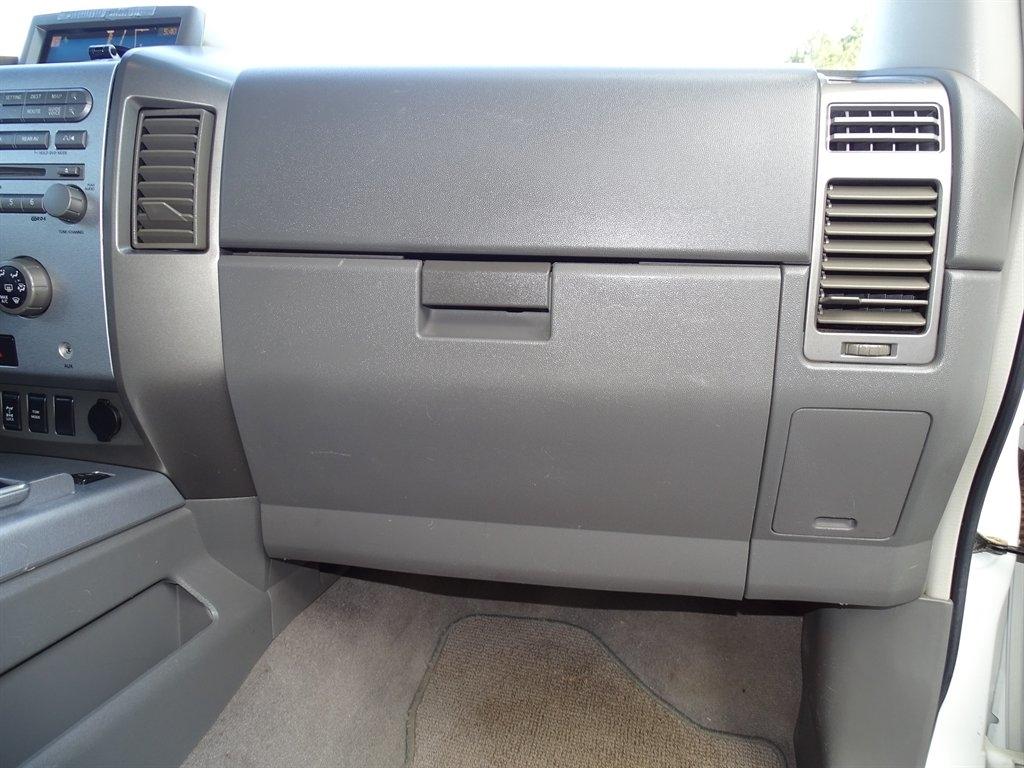 Nissan Titan LE Crew Cab 4WD FFV 2005