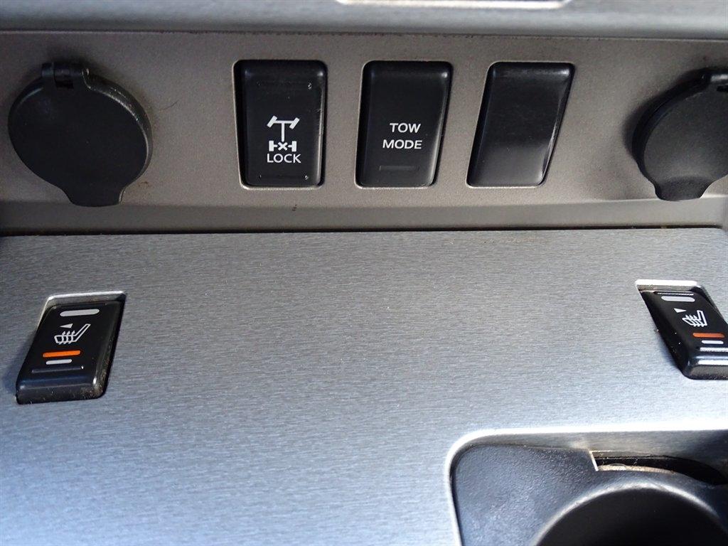 Nissan Titan LE Crew Cab 4WD FFV 2005