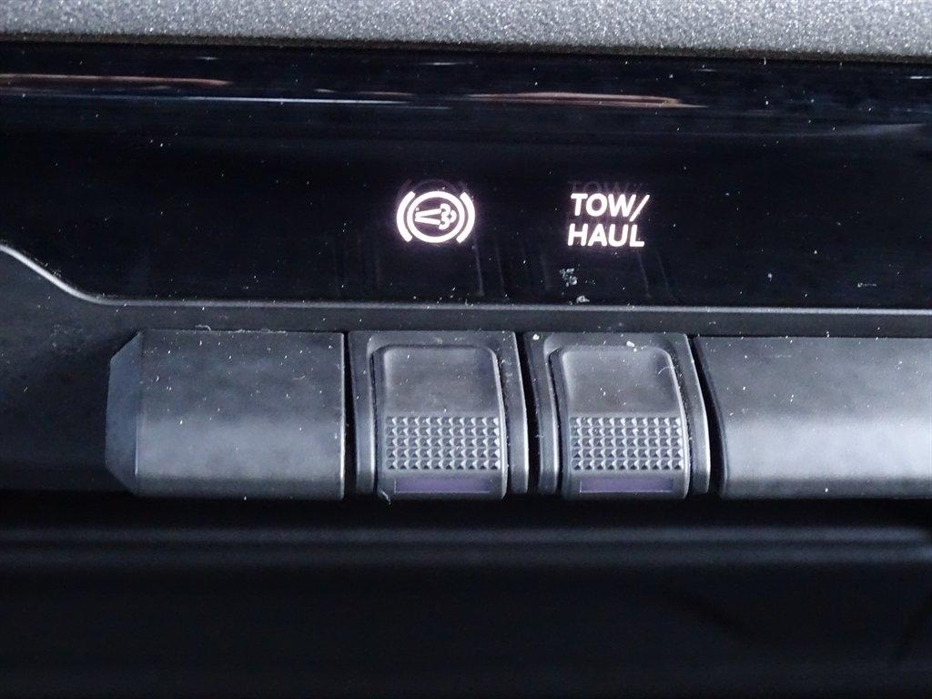 RAM 2500 Tradesman 4x4 Crew Cab 6'4" Box 2024