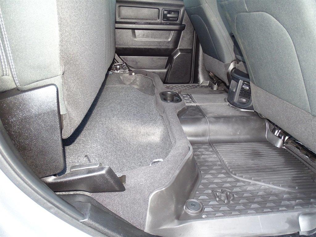 RAM 2500 Tradesman 4x4 Crew Cab 6'4" Box 2024