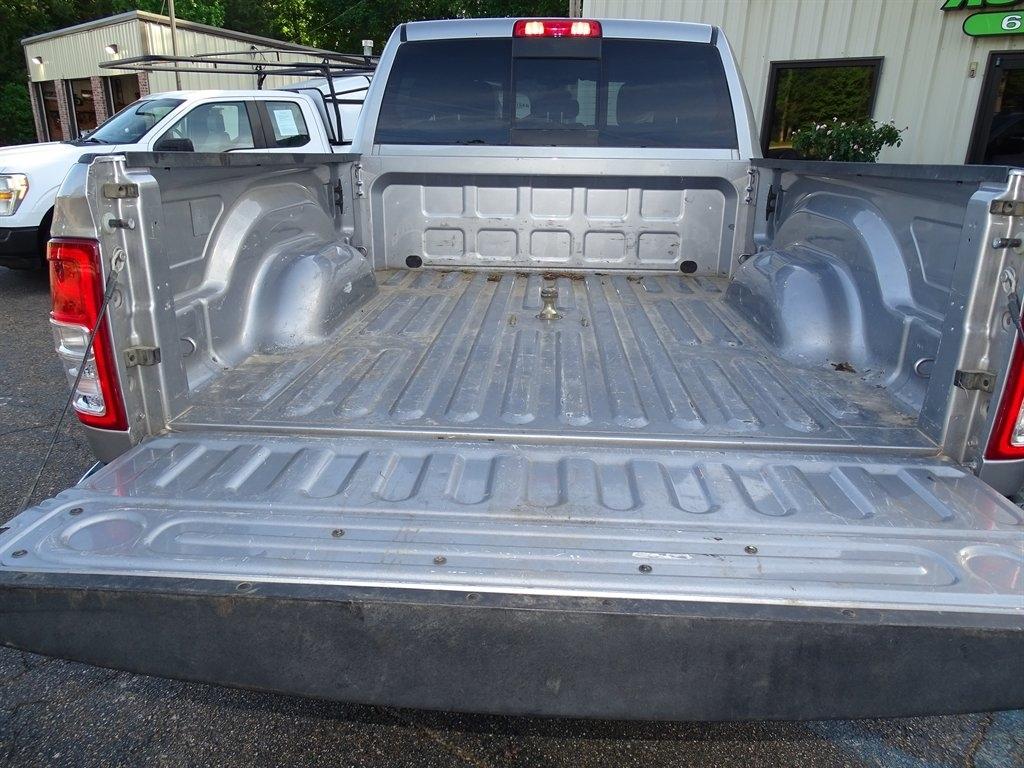 RAM 2500 Tradesman 4x4 Crew Cab 6'4" Box 2024