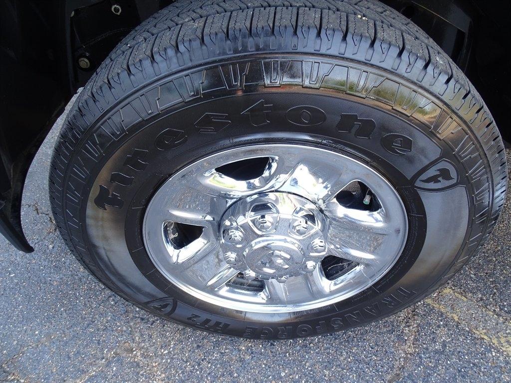 RAM 2500 Tradesman 4x4 Crew Cab 6'4" Box 2024