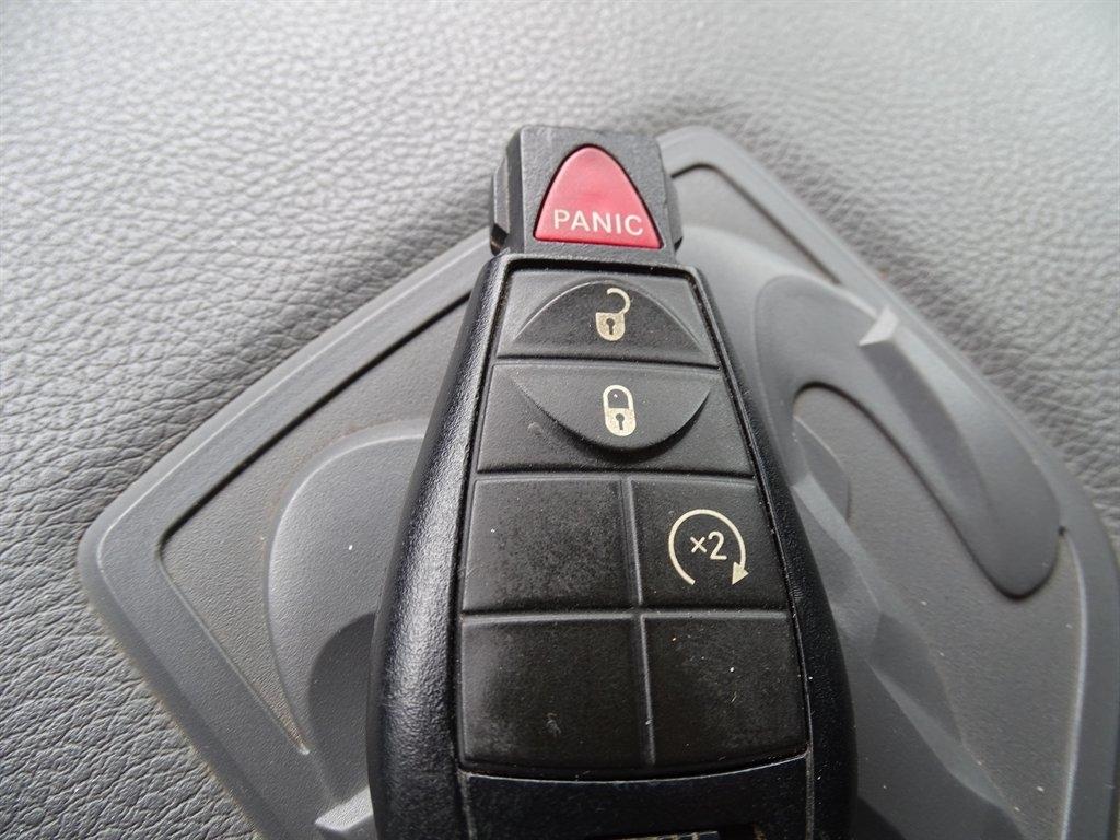 RAM 1500 Lone Star 4x4 Crew Cab 5'7" Box 2017