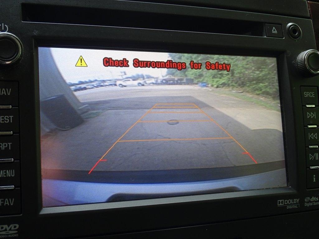 GMC Yukon 2WD 4dr 1500 Denali 2013