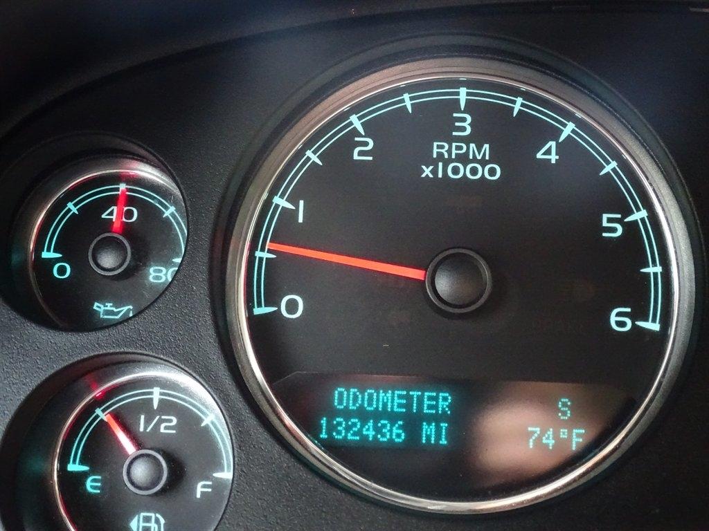 GMC Yukon 2WD 4dr 1500 Denali 2013