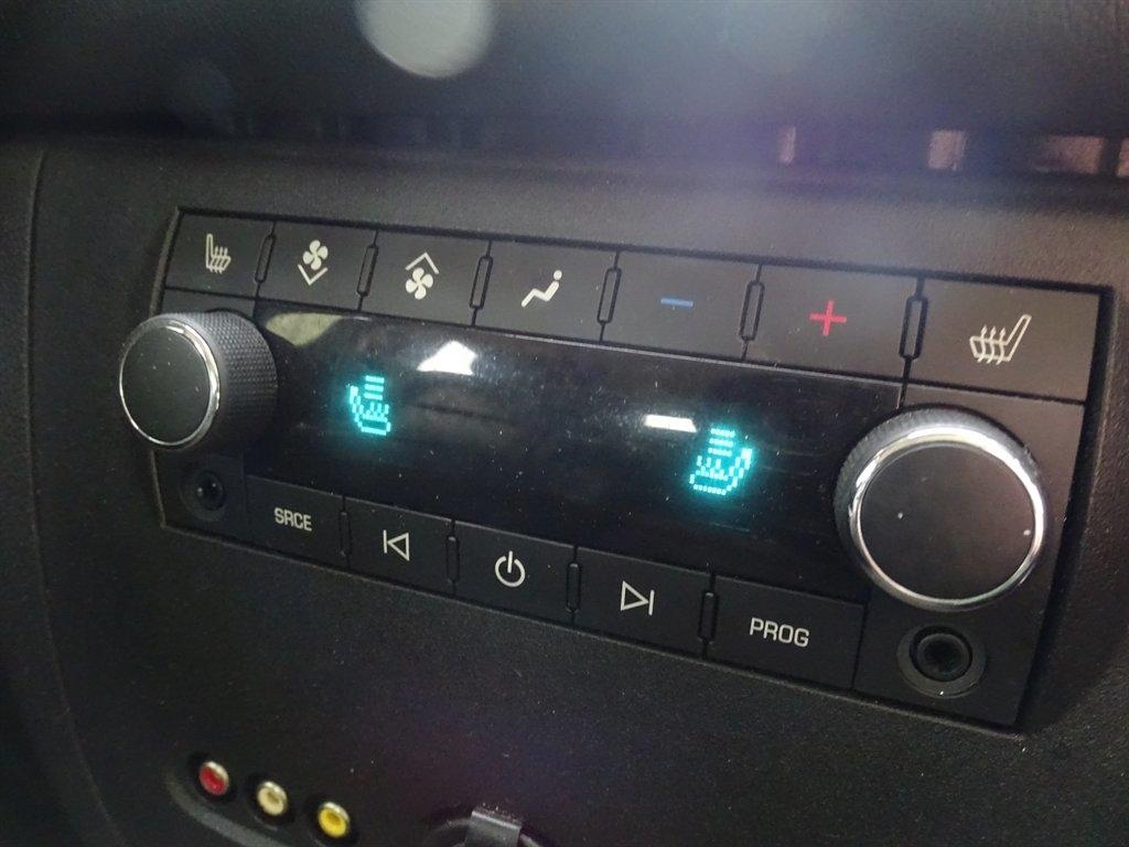 GMC Yukon 2WD 4dr 1500 Denali 2013