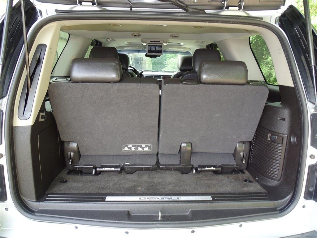 GMC Yukon 2WD 4dr 1500 Denali 2013