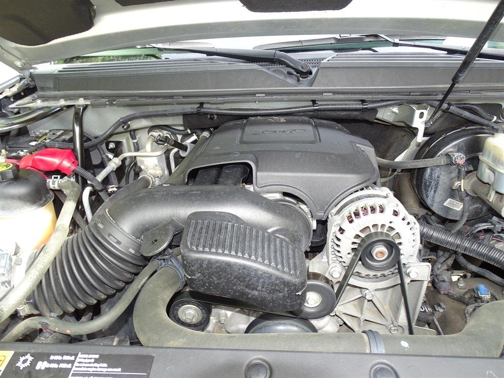 GMC Yukon 2WD 4dr 1500 Denali 2013