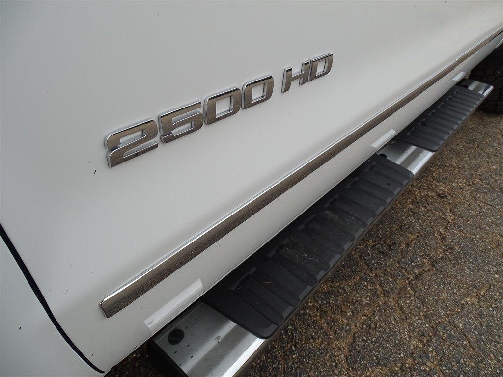 GMC Sierra 2500HD 4WD Crew Cab 153.7" SLT 2018