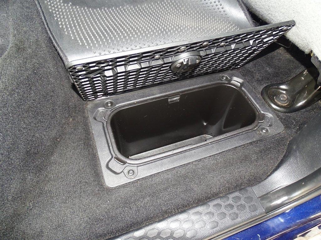 RAM 1500 4WD Crew Cab 140.5" Express 2014