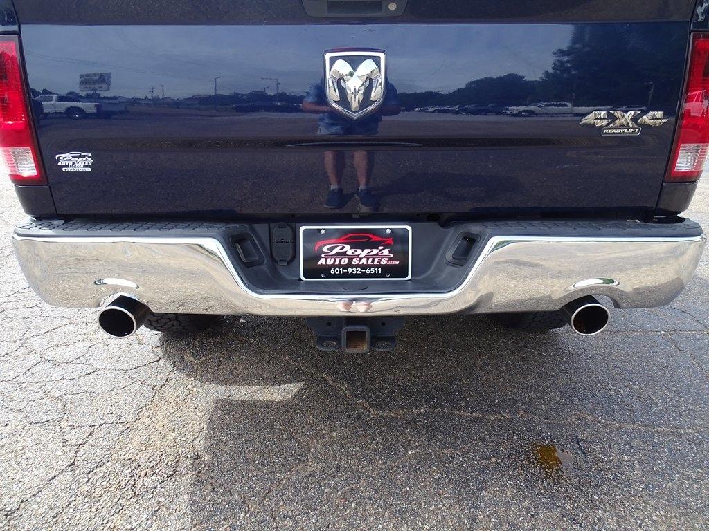 RAM 1500 4WD Crew Cab 140.5" Express 2014