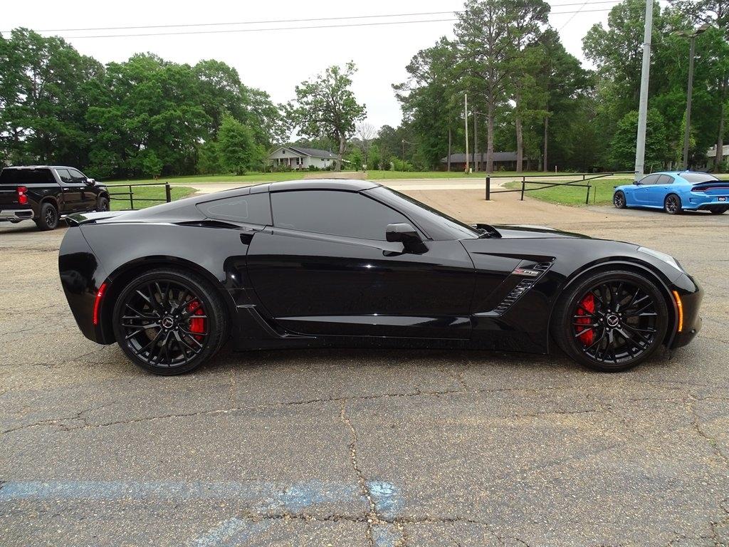 Chevrolet Corvette 2dr Z06 Cpe w/2LZ 2016