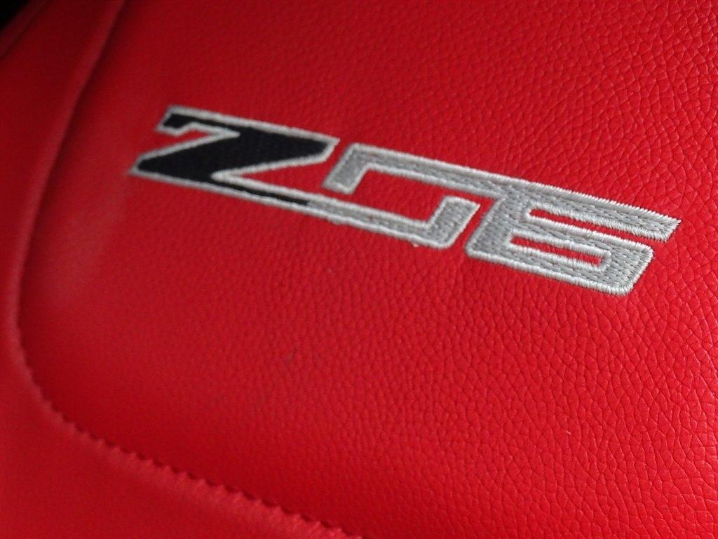 Chevrolet Corvette 2dr Z06 Cpe w/2LZ 2016
