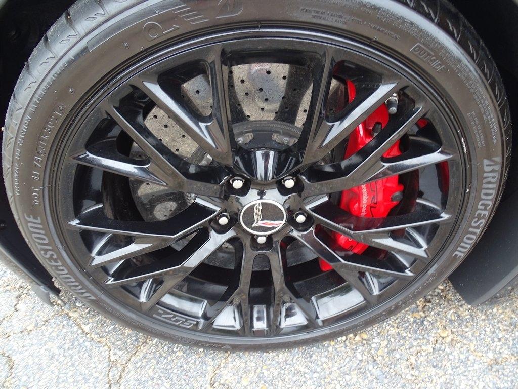 Chevrolet Corvette 2dr Z06 Cpe w/2LZ 2016