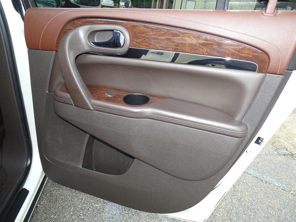 Buick Enclave FWD 4dr Premium 2014