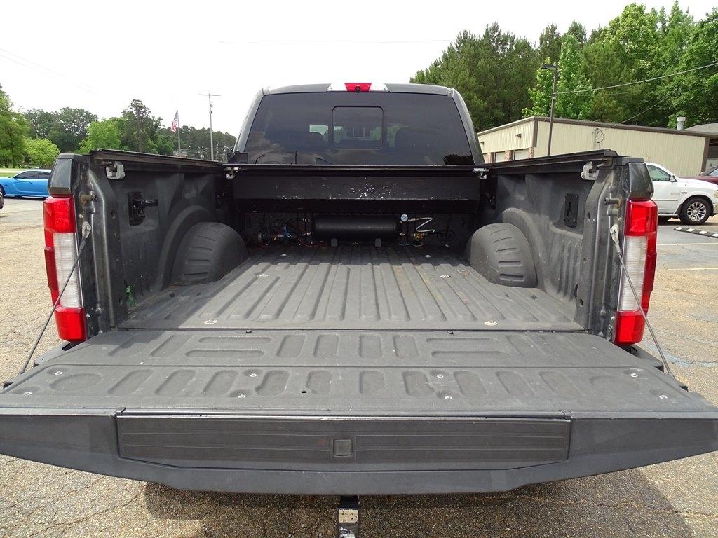 Ford Super Duty F-250 SRW King Ranch 4WD Crew Cab 8' Box 2018