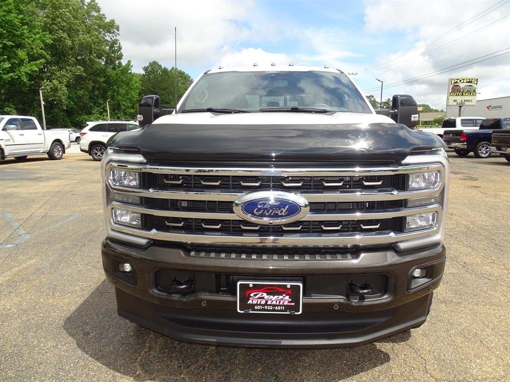 Ford Super Duty F-250 SRW King Ranch 4WD Crew Cab 8' Box 2025