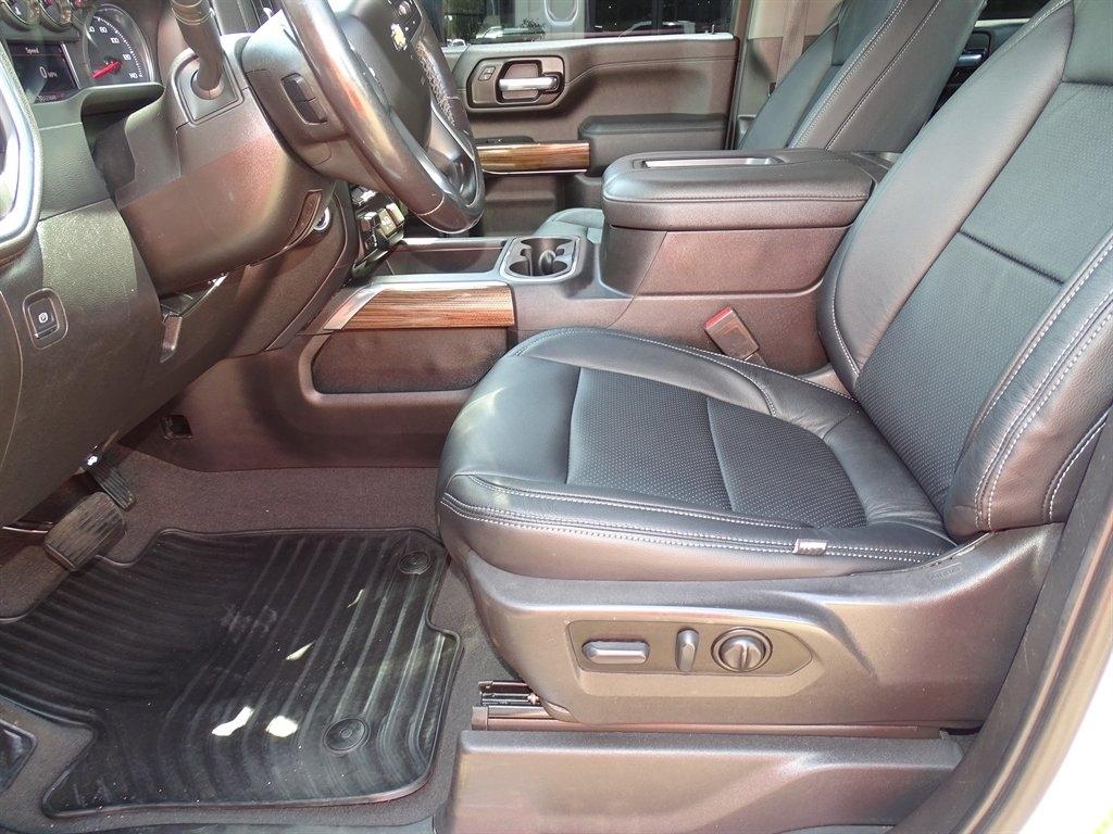 Chevrolet Silverado 3500HD 4WD Crew Cab 172" LT 2022