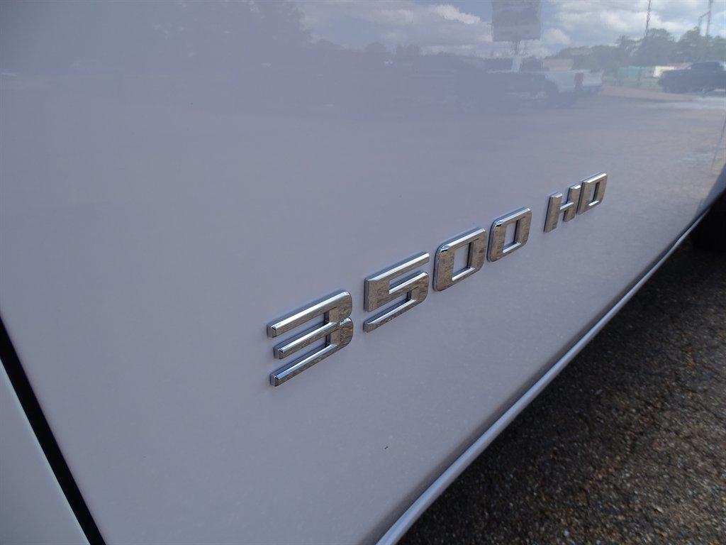 Chevrolet Silverado 3500HD 4WD Crew Cab 172" LT 2022