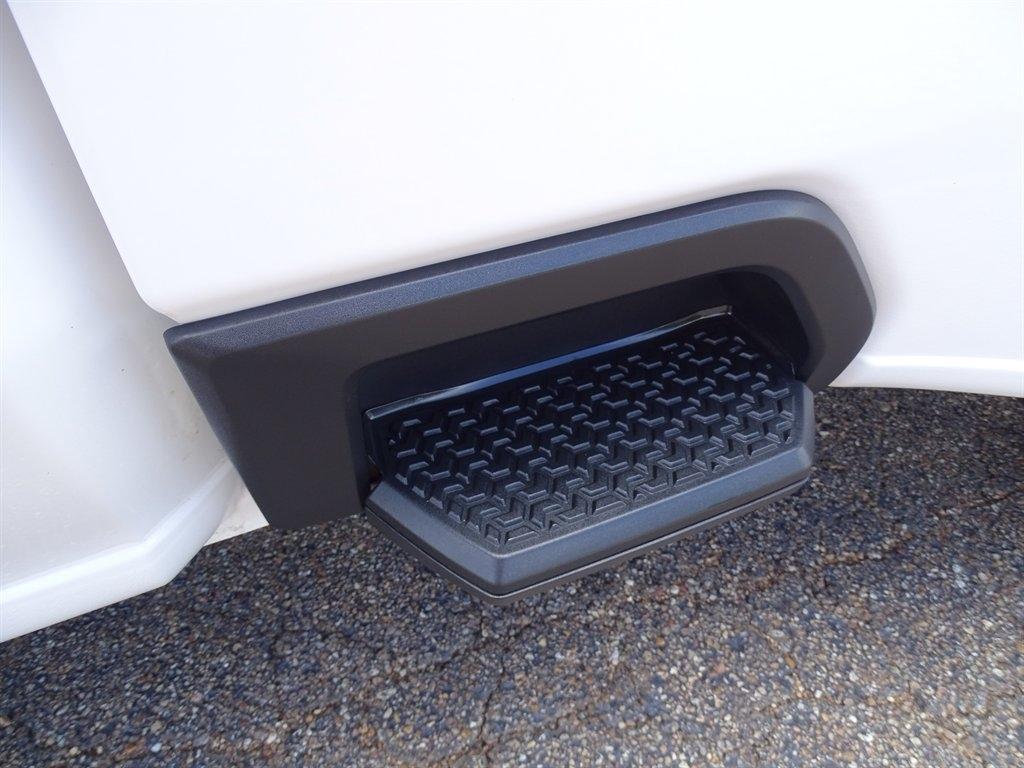 Chevrolet Silverado 3500HD 4WD Crew Cab 172" LT 2022