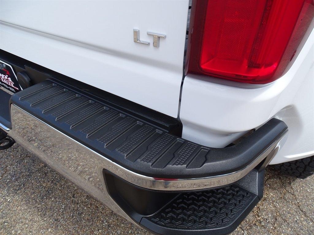 Chevrolet Silverado 3500HD 4WD Crew Cab 172" LT 2022