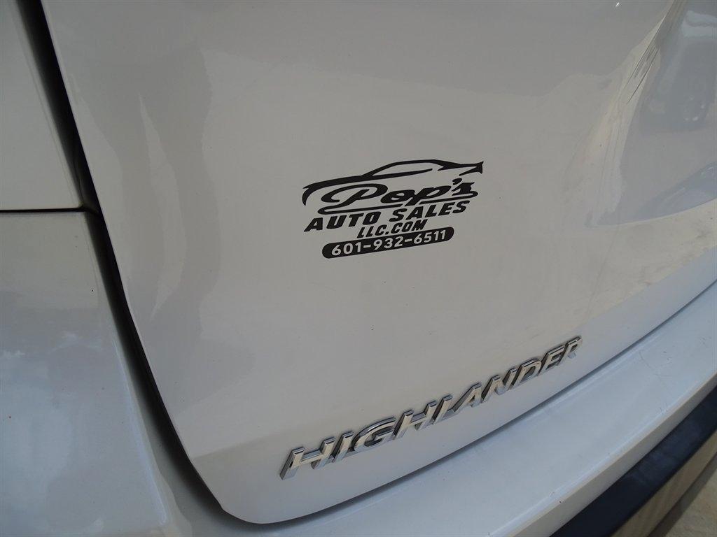 Toyota Highlander AWD 4dr V6 XLE (Natl) 2016