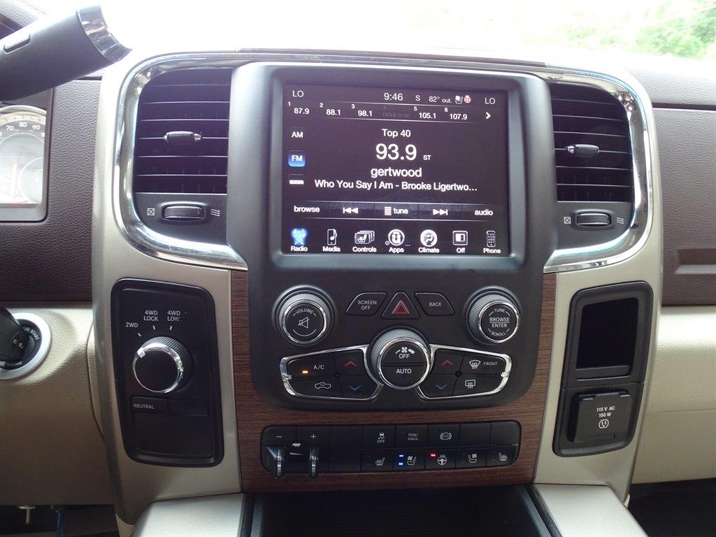RAM 3500 4WD Crew Cab 169" Laramie 2013