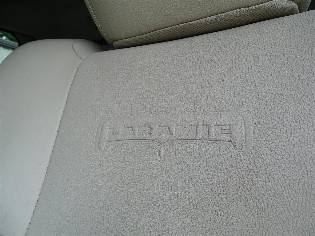 RAM 3500 4WD Crew Cab 169" Laramie 2013