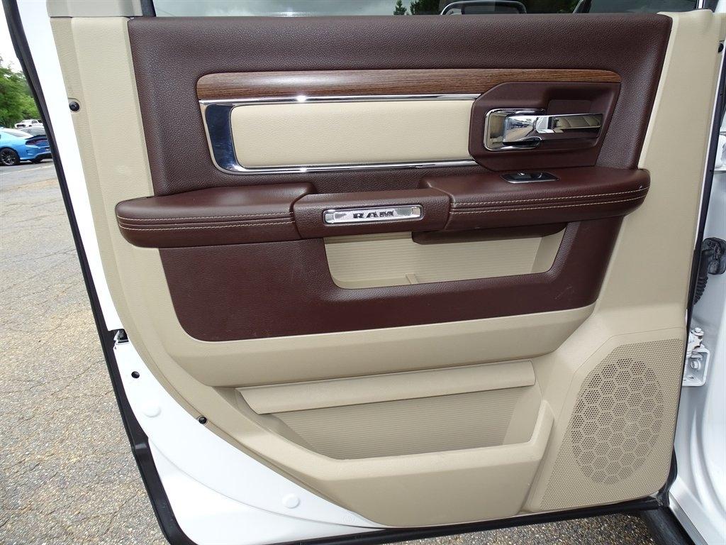 RAM 3500 4WD Crew Cab 169" Laramie 2013