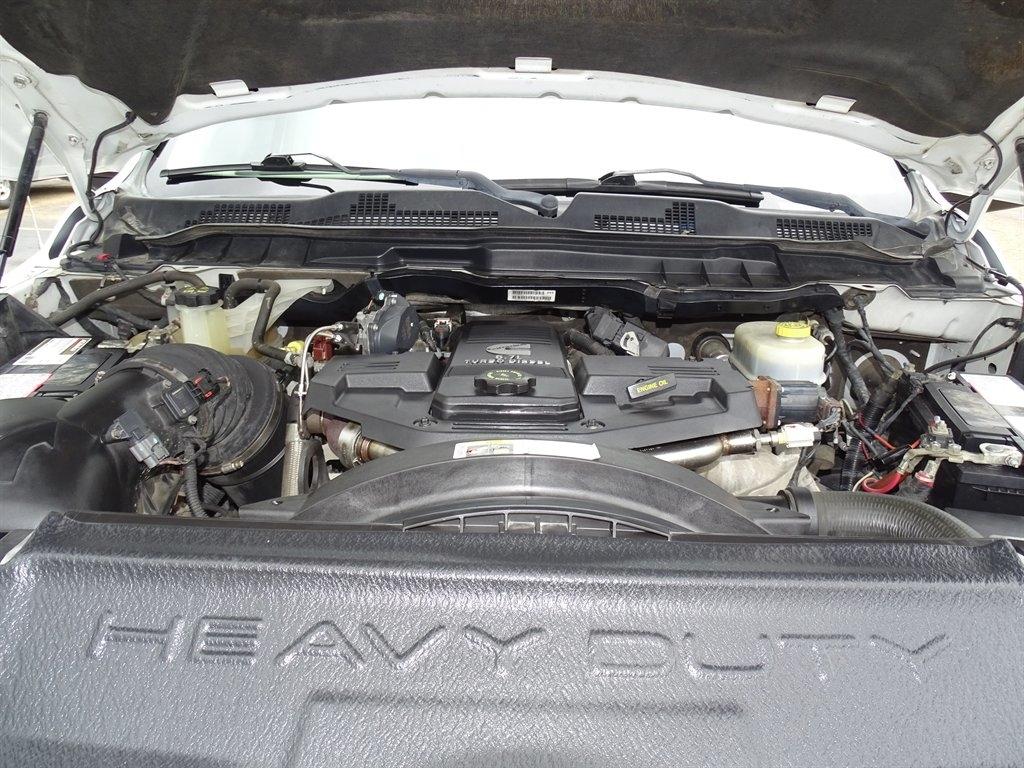 RAM 3500 4WD Crew Cab 169" Laramie 2013