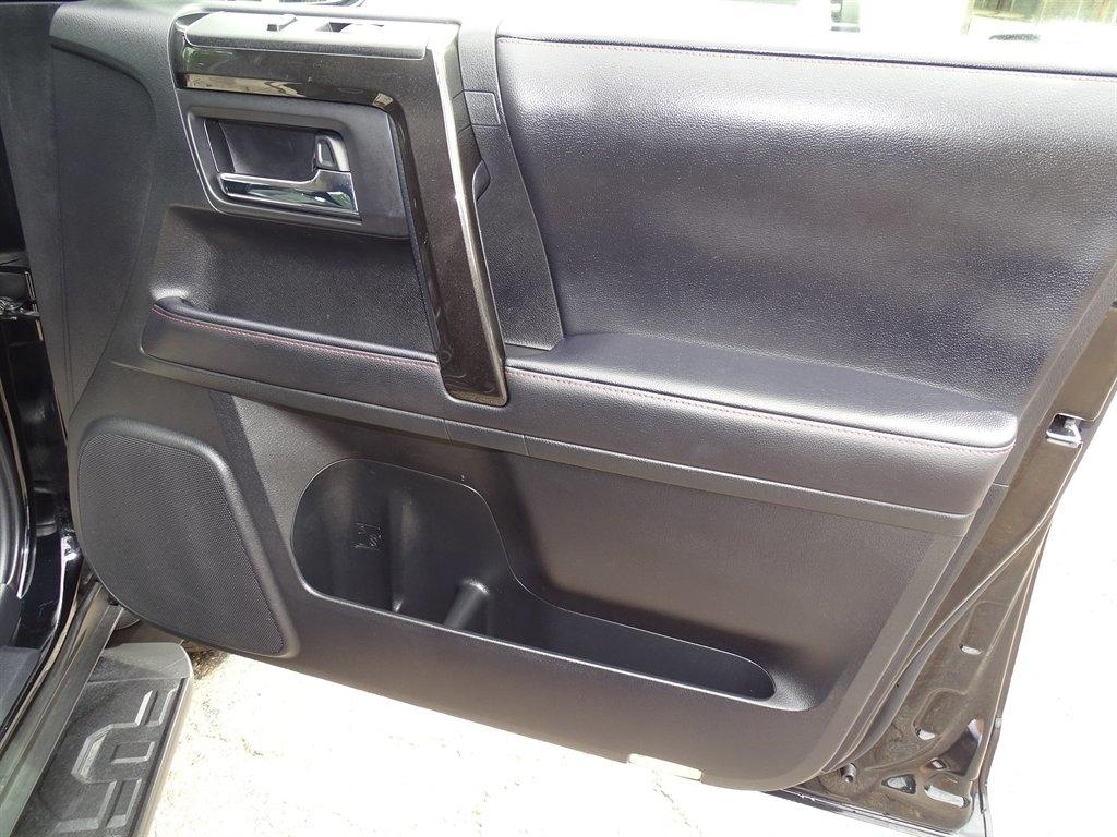 Toyota 4Runner TRD Off Road 4WD (Natl) 2024