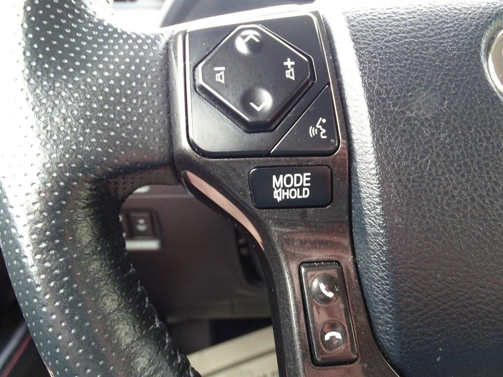Toyota 4Runner TRD Off Road 4WD (Natl) 2024