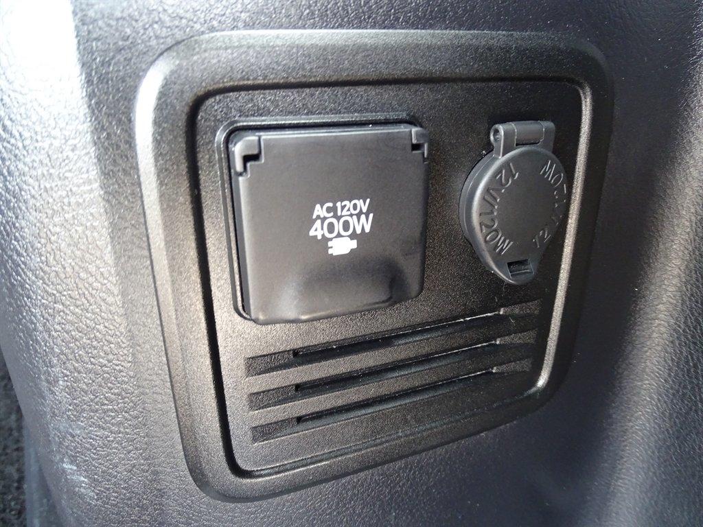 Toyota 4Runner TRD Off Road 4WD (Natl) 2024