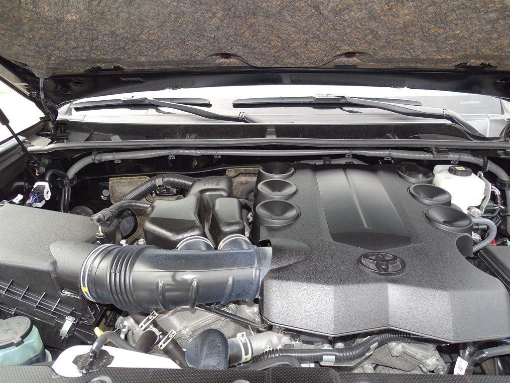 Toyota 4Runner TRD Off Road 4WD (Natl) 2024