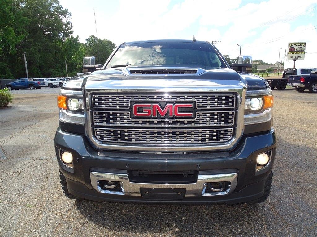 GMC Sierra 2500HD 4WD Crew Cab 153.7" Denali 2018